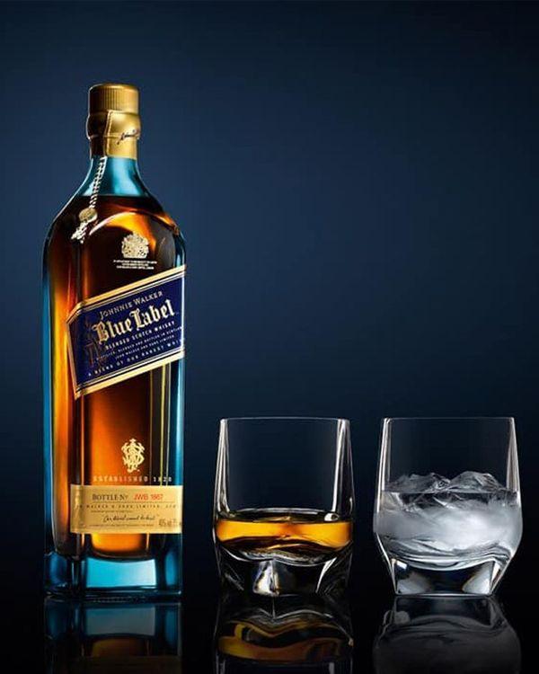 Cacique Añejo 37.5° + Whisky Johnnie Blue Label 40°